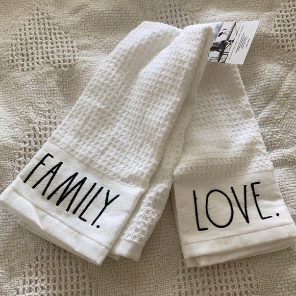 Rae Dunn Dish Towel Set